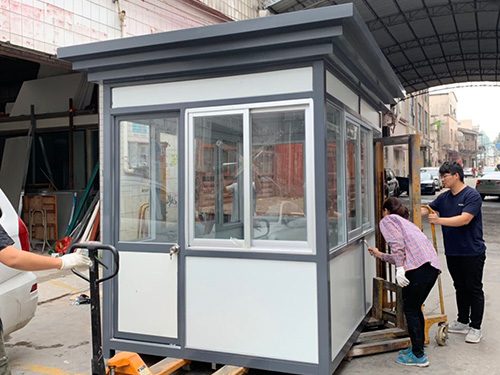 带你了解使用移动式岗亭有什么核心优势？